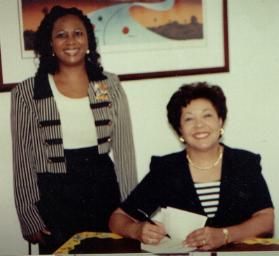 Vanessa & Anita 